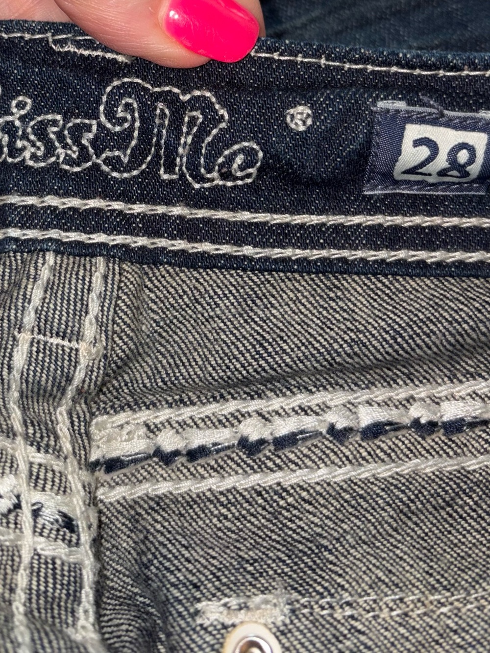 Miss Me Easy Straight Jeans 28 Stonewood Dark Wash Embellished Stretch Denim - Picture 6 of 8